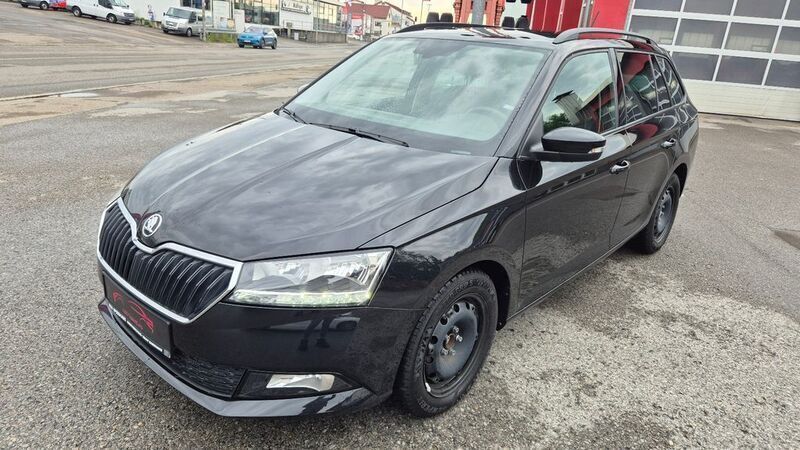 Schwarz Gebraucht 2023 Skoda Fabia Ambition Kombi | 15.999 € (Guter Preis) - Bild 1/4