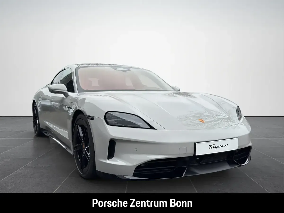 Neu Porsche Taycan GTS 514 kW (700 PS) 2026 Weiss Limousine