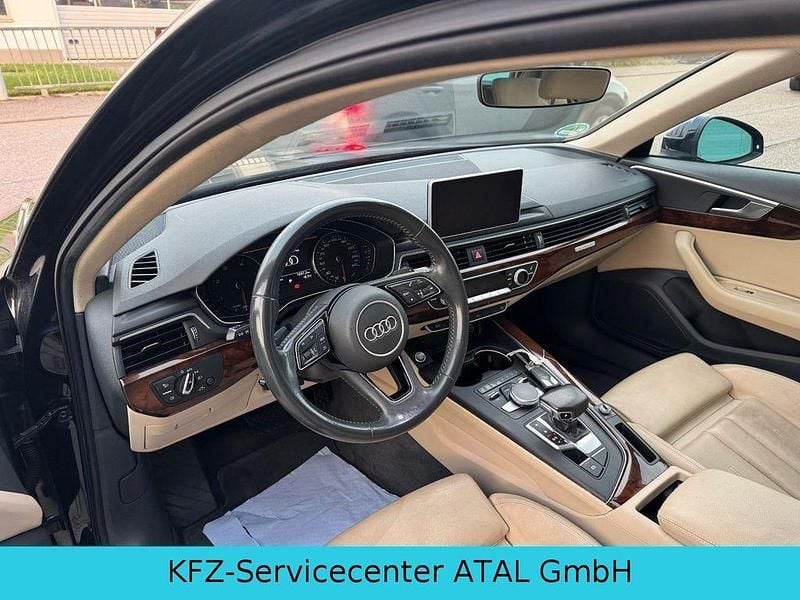 Używany Audi A4 Sport 272 KM (200 kW) 2017 Niebieski Kombi