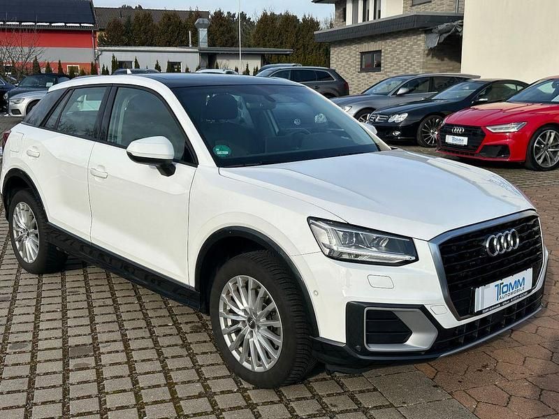 Gebraucht Audi Q2 Design 150 PS (110 kW) 2017 Weiß SUV