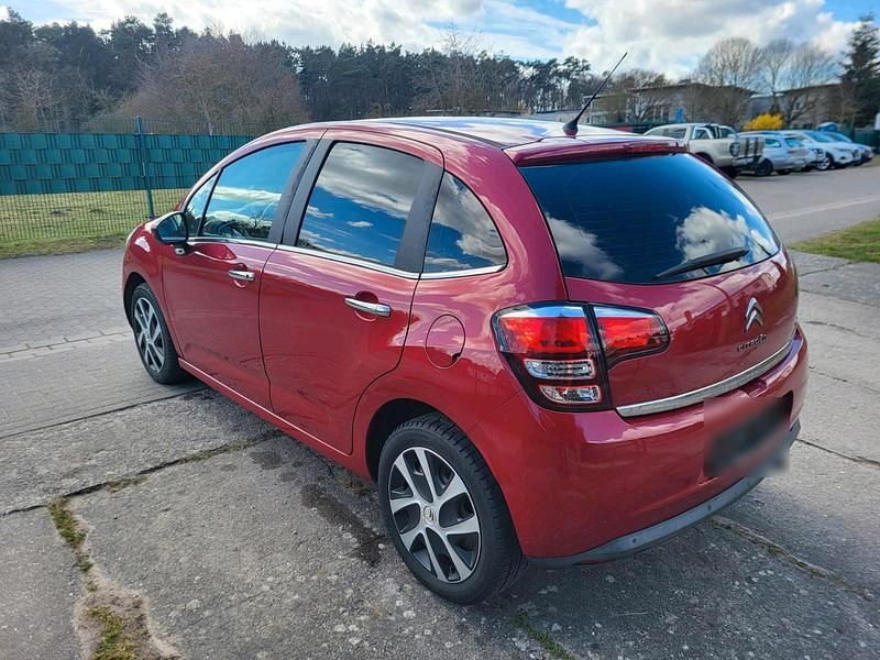 Gebraucht Citroën C3 68 PS (50 kW) 2016 Rot Kleinwagen