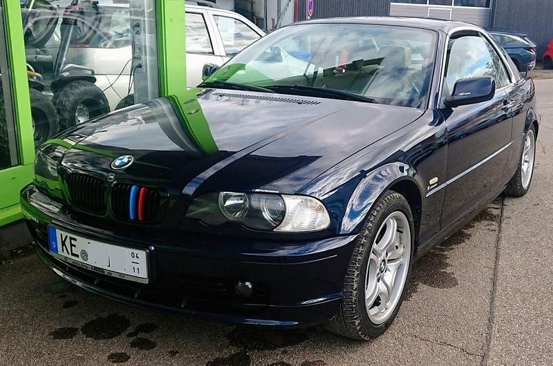 Gebraucht BMW 323 Cabriolet 170 PS (125 kW) 2000 Blau Cabrio