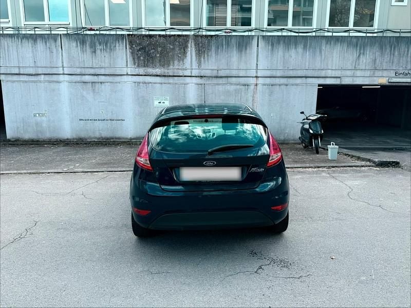 Gebraucht Ford Fiesta 82 PS (60 kW) 2009 Blau Kleinwagen