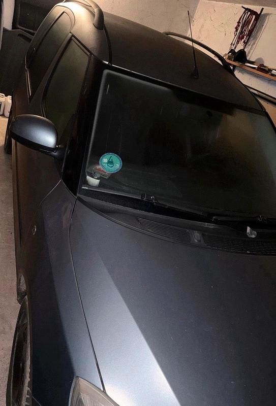 Silber Gebraucht 2009 Skoda Roomster Van / Kleinbus | 800 € (Superpreis) - Bild 1/4