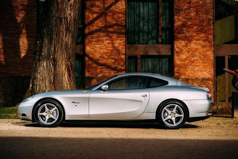 Gebraucht Ferrari 612 540 PS (397 kW) 2004 Grau Coupé