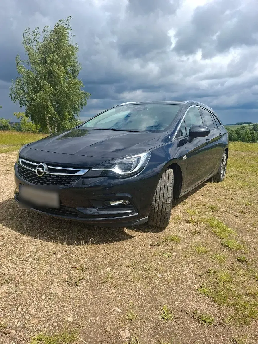Gebraucht Opel Astra 150 PS (110 kW) 2016 Schwarz Kombi