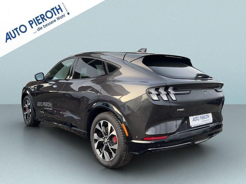 Gebraucht Ford Mustang Mach-E 197 kW (269 PS) 2024 Darkmatter grey metallic SUV
