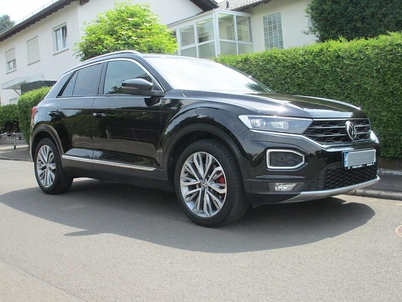 Schwarz Gebraucht 2017 VW T-Roc Sport SUV | 24.600 € (Teuer) - Bild 1/4