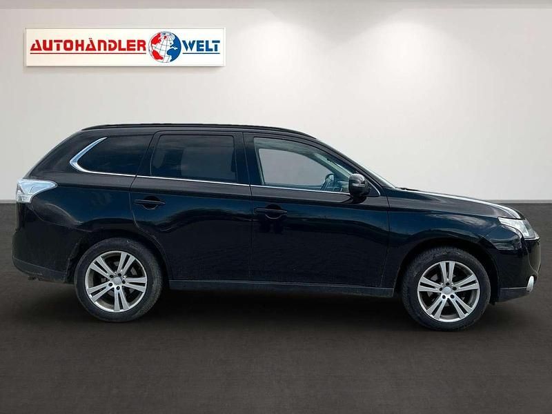 Gebraucht Mitsubishi Outlander Intense 150 PS (110 kW) 2013 Schwarz SUV