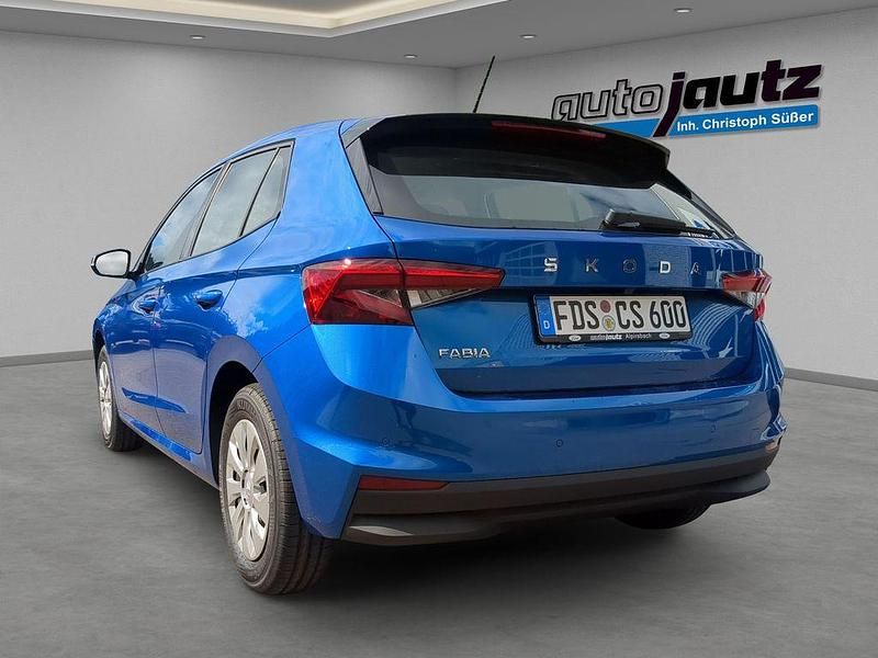 Gebraucht Skoda Fabia Selection 95 PS (69 kW) 2025 Blau Kleinwagen