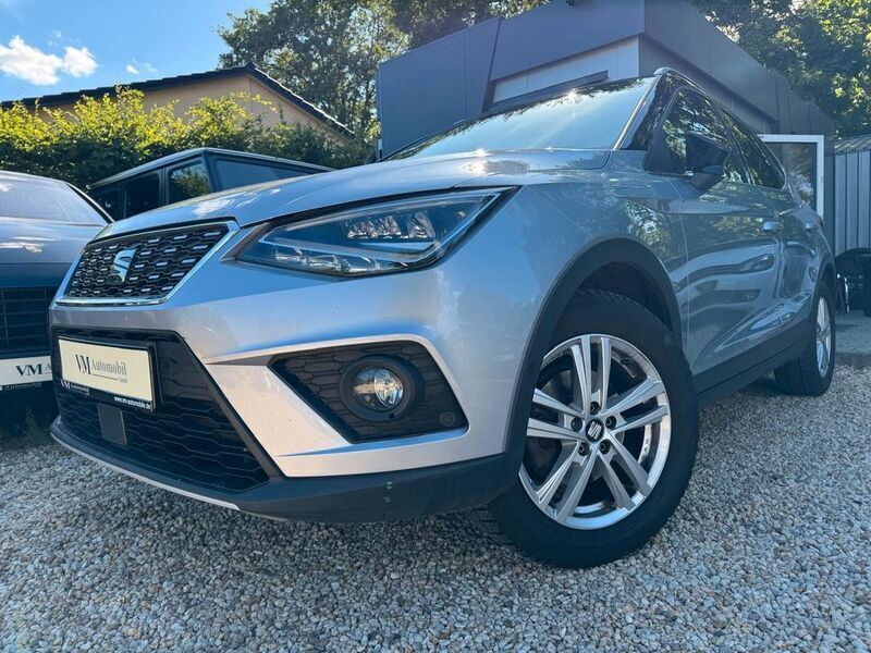 Silber Gebraucht 2019 Seat Arona XCELLENCE SUV | 16.890 € (Fairer Preis) - Bild 1/4
