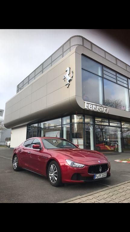 Gebraucht Maserati Ghibli 275 PS (202 kW) 2016 Rot Limousine