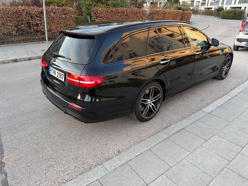 Gebraucht Mercedes E43 AMG AMG 401 PS (294 kW) 2017 Schwarz Limousine