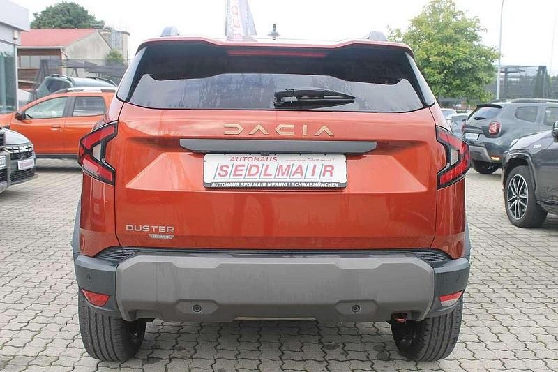 Neu Dacia Duster Extreme 141 PS (103 kW) 2025 Terrakottabraun SUV