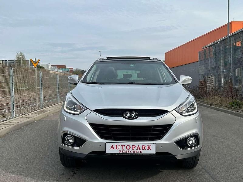 Gebraucht Hyundai ix35 Style 166 PS (122 kW) 2014 Silber SUV