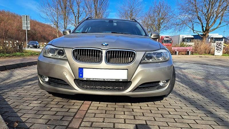Gebraucht BMW 330 245 PS (180 kW) 2009 Kombi