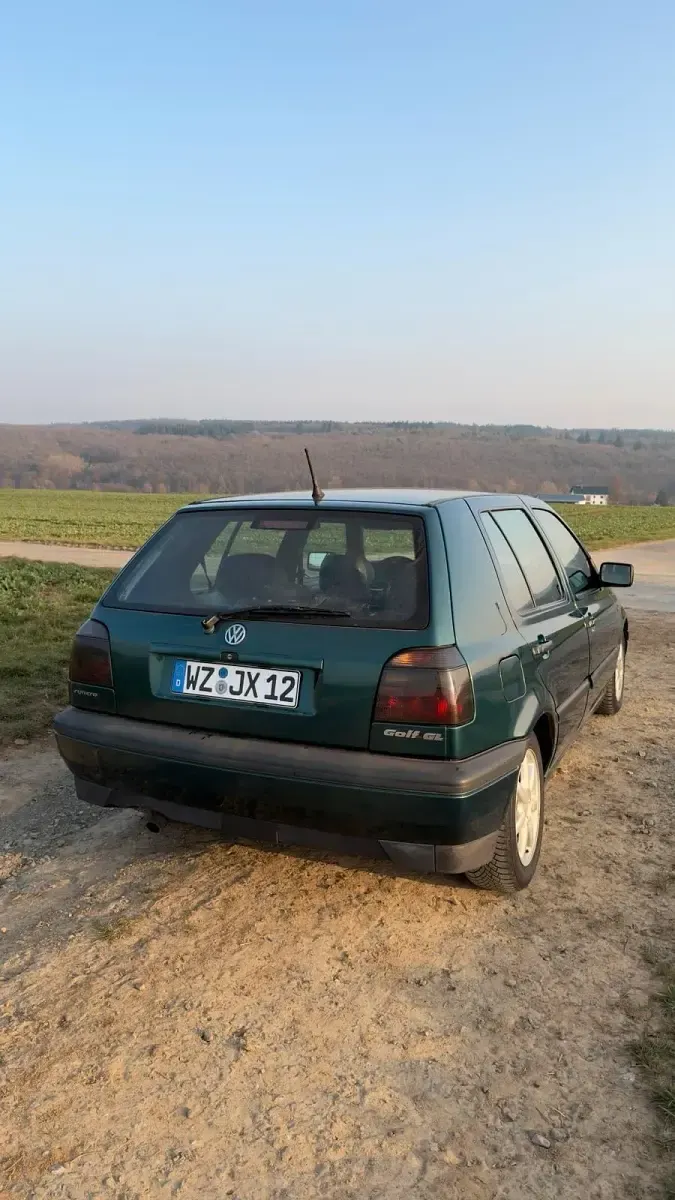 Gebraucht VW Golf III 90 PS (66 kW) 1996 Grün Kleinwagen