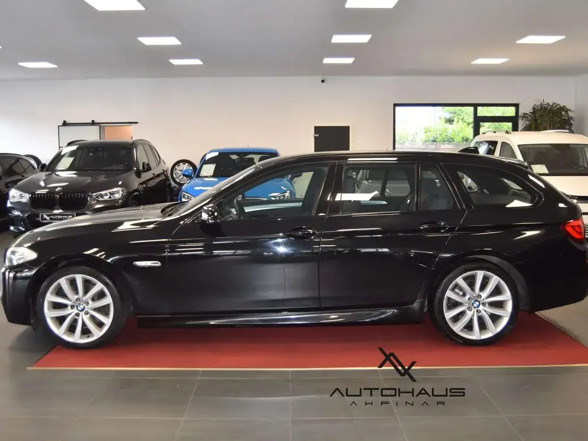 Gebraucht BMW 530 M Sport 258 PS (189 kW) 2012 Schwarz Kombi
