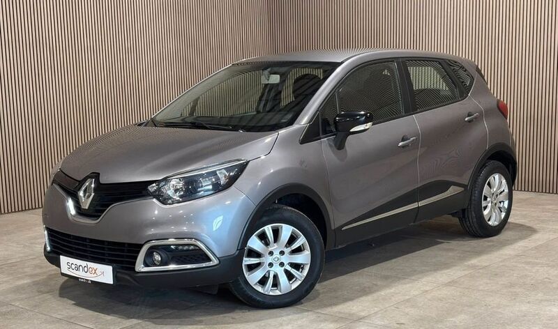 Grau Gebraucht 2016 Renault Captur SUV | 5.200 € (Guter Preis) - Bild 1/4
