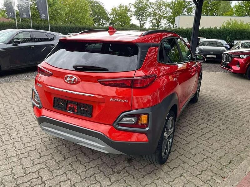 Gebraucht Hyundai Kona Premium 177 PS (130 kW) 2020 Tangerine comet SUV