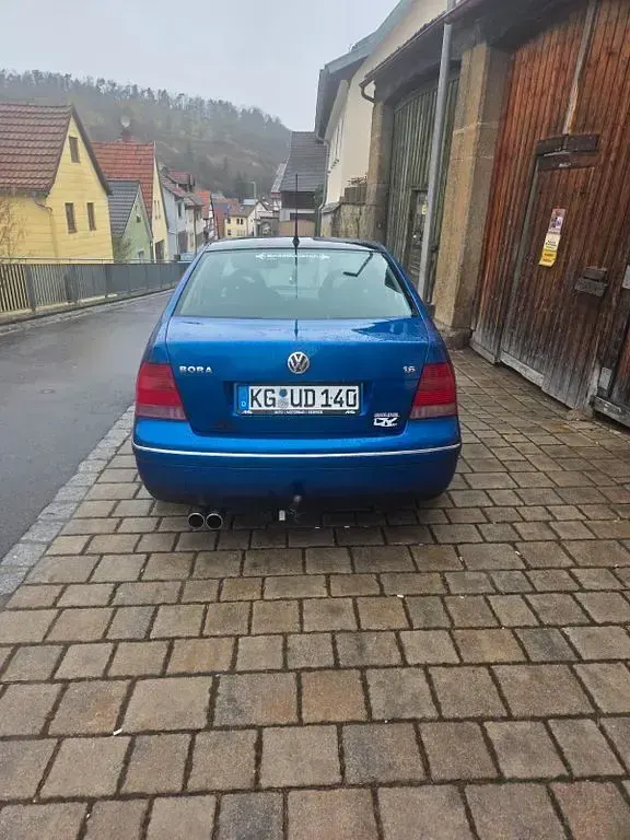 Occasion VW Bora Basis 105 ch (77 kW) 2001 Bleue Berline