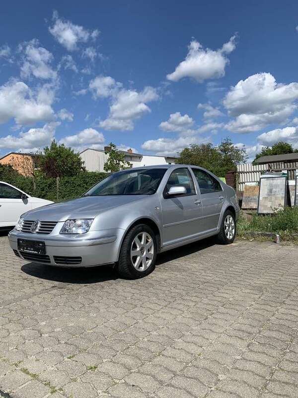 Gebraucht 2004 VW Bora Pacific Limousine | 500 € (Superpreis) - Bild 1/4