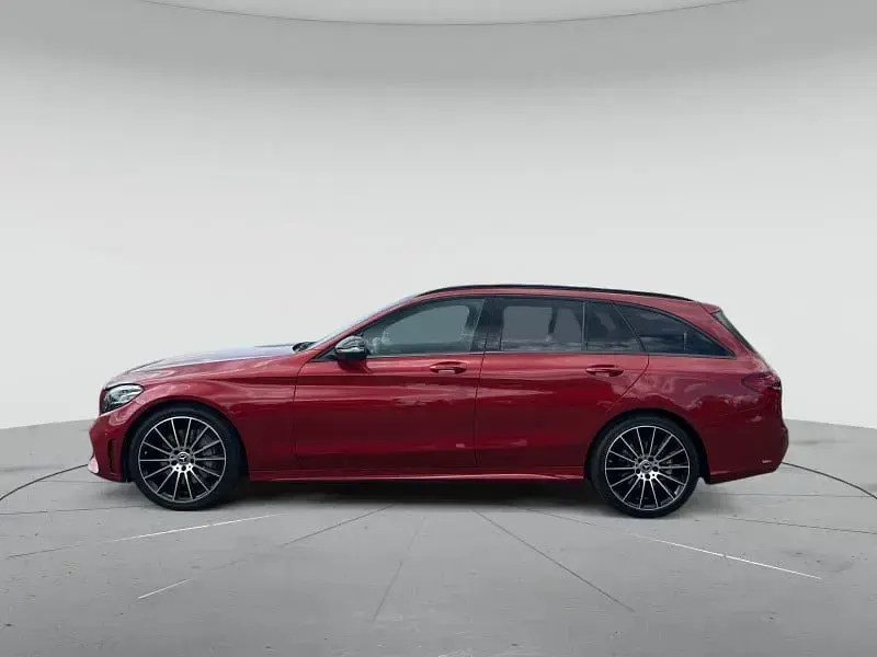 Gebraucht Mercedes C300 Business 245 PS (180 kW) 2019 Hyanzinthrot  metallic Kombi