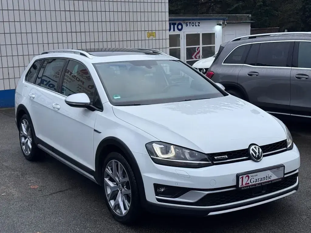 Gebraucht VW Golf Alltrack 184 PS (135 kW) 2015 Weiß Kombi