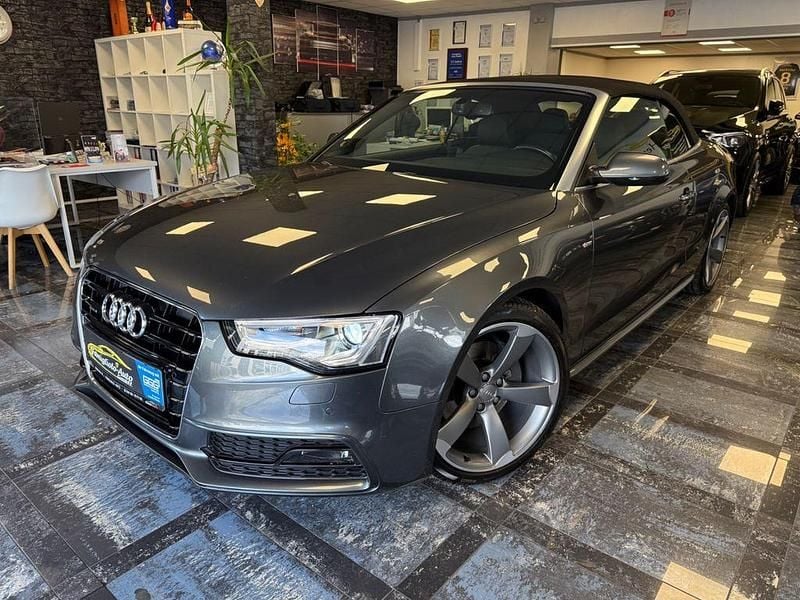 Grau Gebraucht 2016 Audi A5 Cabriolet S-Line Cabrio | 19.990 € (Fairer Preis) - Bild 1/4