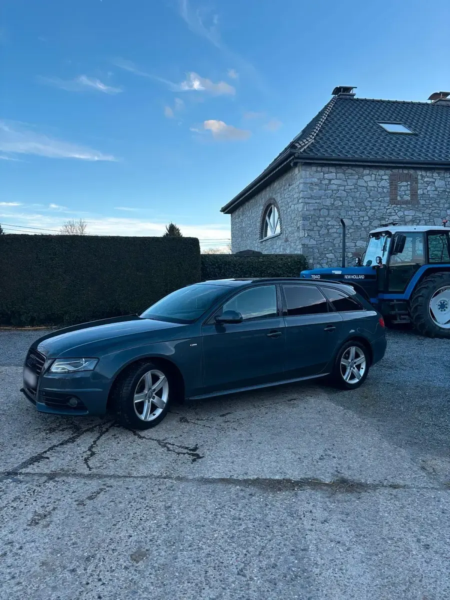 Gebraucht Audi A4 S-Line 136 PS (100 kW) 2011 Grau Kombi