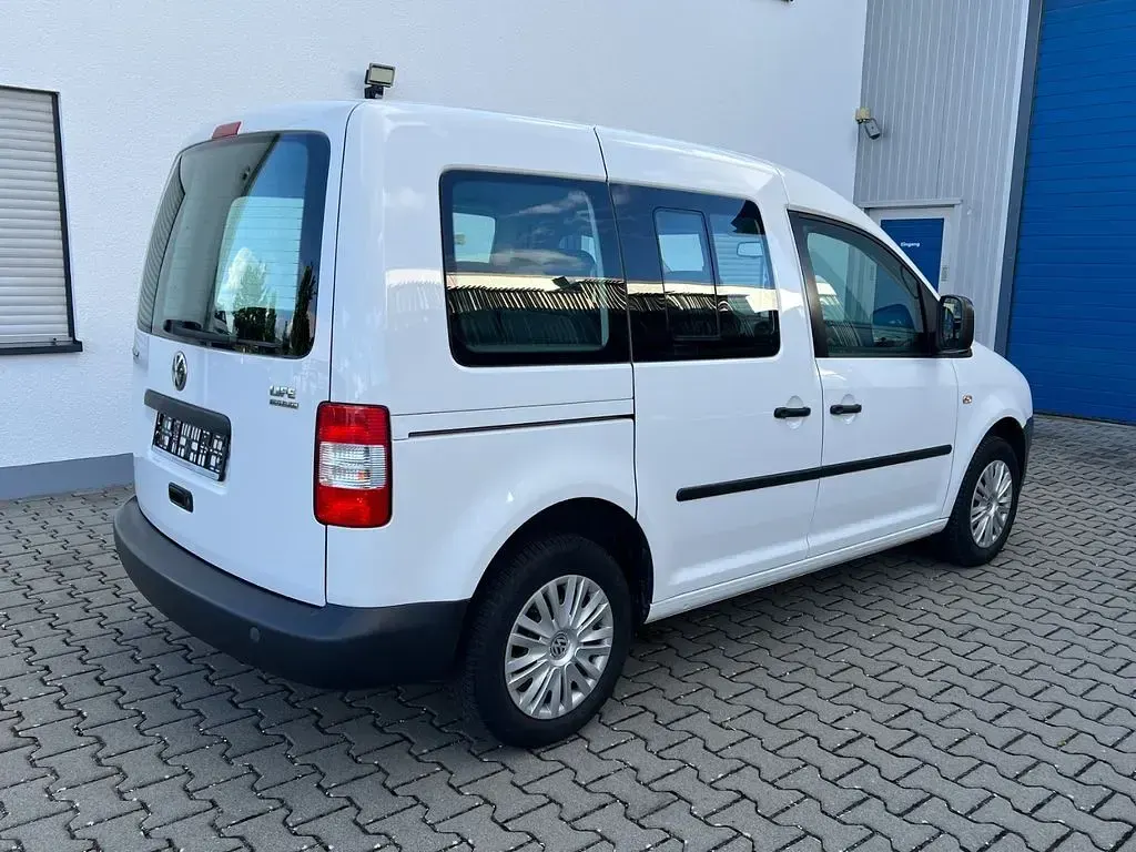 Gebraucht VW Caddy 109 PS (80 kW) 2010 Weiß Van / Kleinbus
