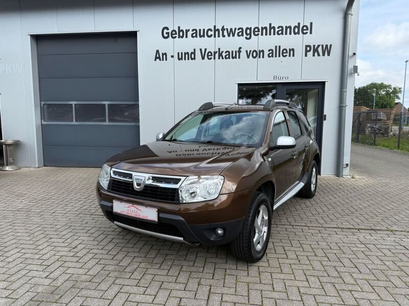 Braun Gebraucht 2010 Dacia Duster Lauréate SUV | 6.900 € (Fairer Preis) - Bild 1/4