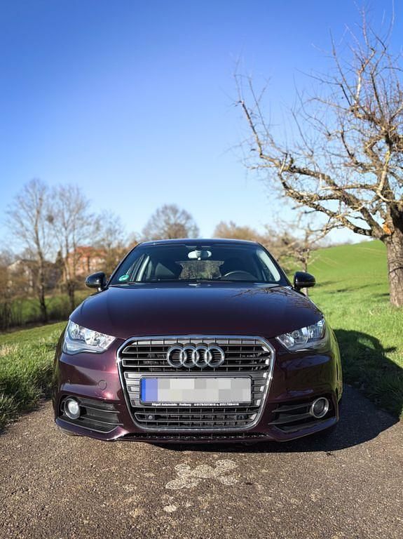 Gebraucht Audi A1 Ambition 86 PS (63 kW) 2013 Violett Kleinwagen