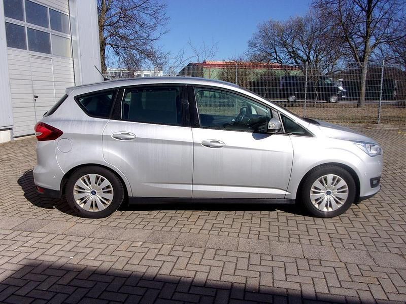 Gebraucht Ford C-MAX Trend 125 PS (91 kW) 2019 Silber Van / Kleinbus