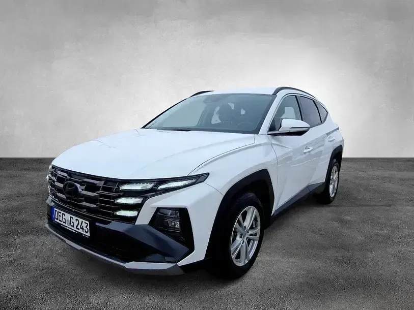Gebraucht Hyundai Tucson Trend 150 PS (110 kW) 2025 Weiß SUV