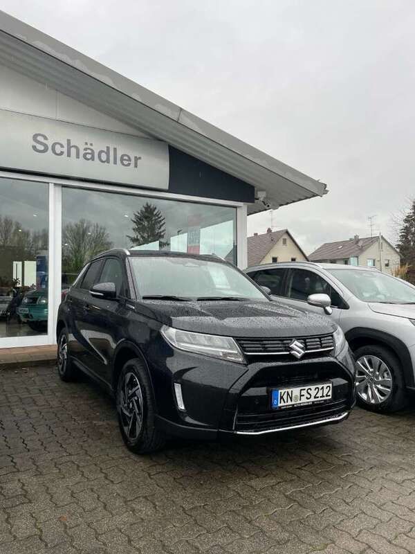 Schwarz Neu 2024 Suzuki Vitara Comfort+ SUV | 29.990 € (Fairer Preis) - Bild 1/4