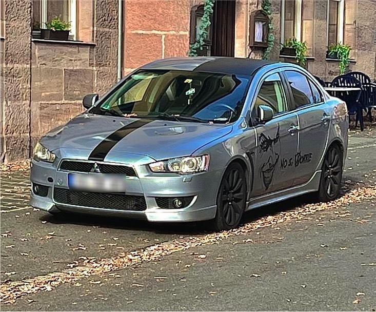 Silber Gebraucht 2009 Mitsubishi Lancer Limousine | 5.400 € - Bild 1/4