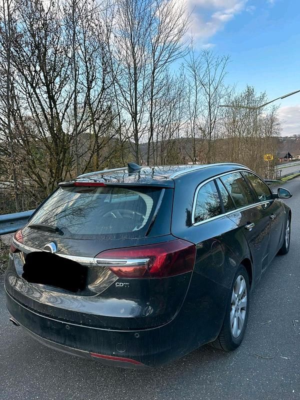 Gebraucht Opel Insignia 170 PS (125 kW) 2016 Schwarz Kombi