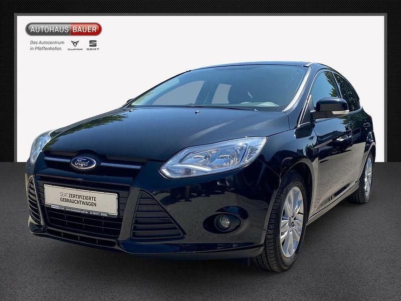 Schwarz Gebraucht 2011 Ford Focus Trend Limousine | 5.950 € (Teuer) - Bild 1/4