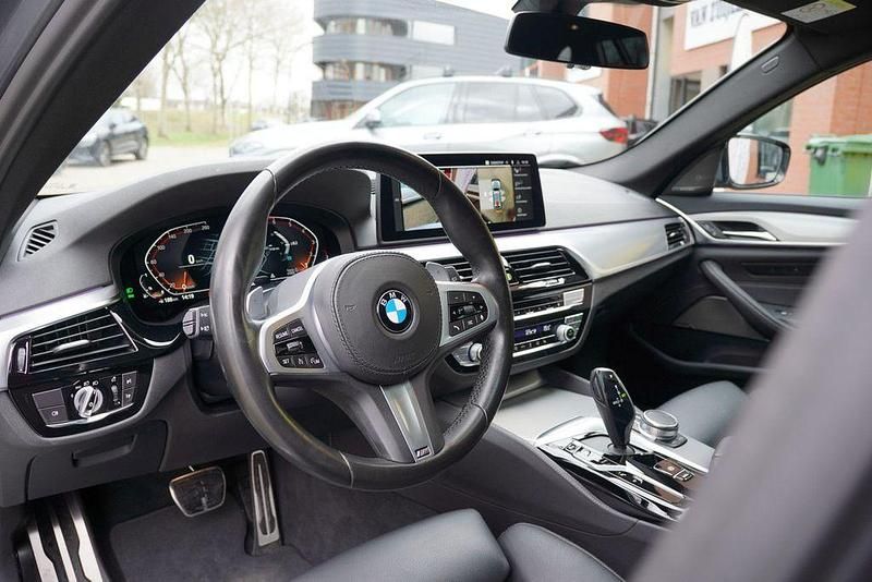 Gebraucht BMW 530 Executive 2021 Grau Kombi