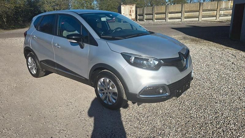 Gebraucht Renault Captur Experience 90 PS (66 kW) 2016 Grau SUV