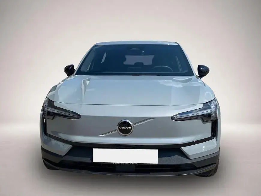 Gebraucht Volvo EX30 Plus 200 kW (272 PS) 2025 Manufacturer SUV
