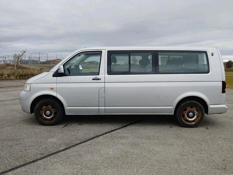 Gebraucht VW T5 131 PS (96 kW) 2007 Silber Van