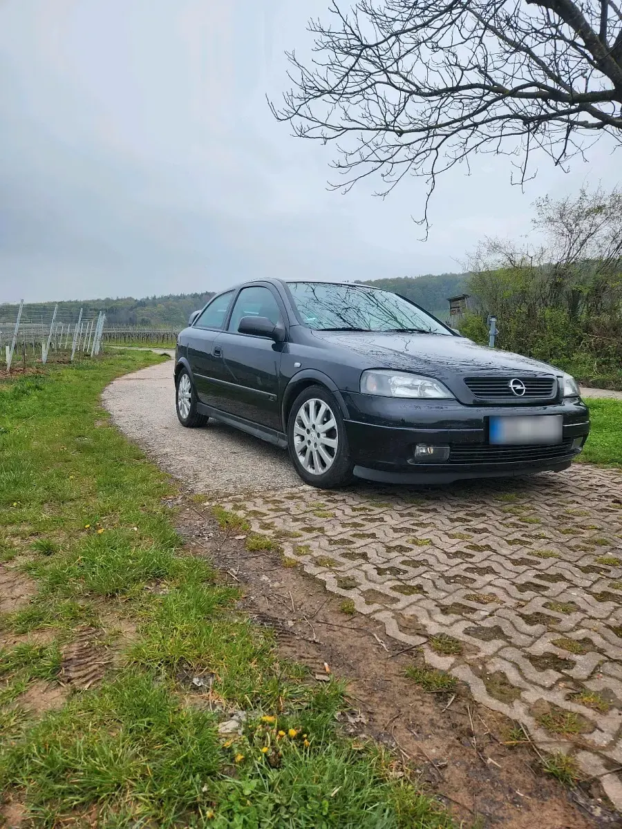 Gebraucht Opel Astra OPC 198 PS (145 kW) 2003 Schwarz Kleinwagen