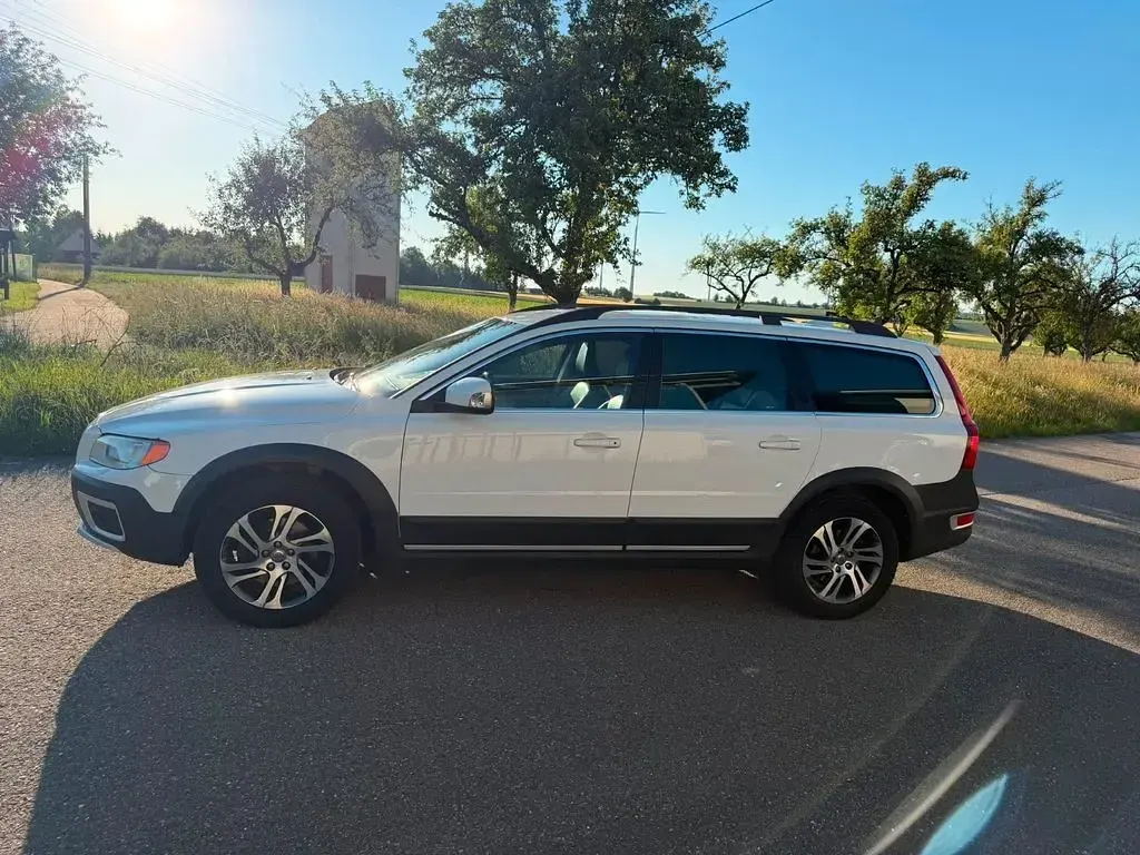 Gebraucht Volvo XC70 Momentum 215 PS (158 kW) 2012 Kombi