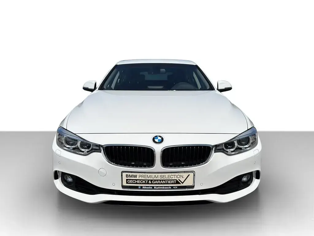 Gebraucht BMW 440 Advantage 326 PS (239 kW) 2016 Alpinweiß iii uni Coupé