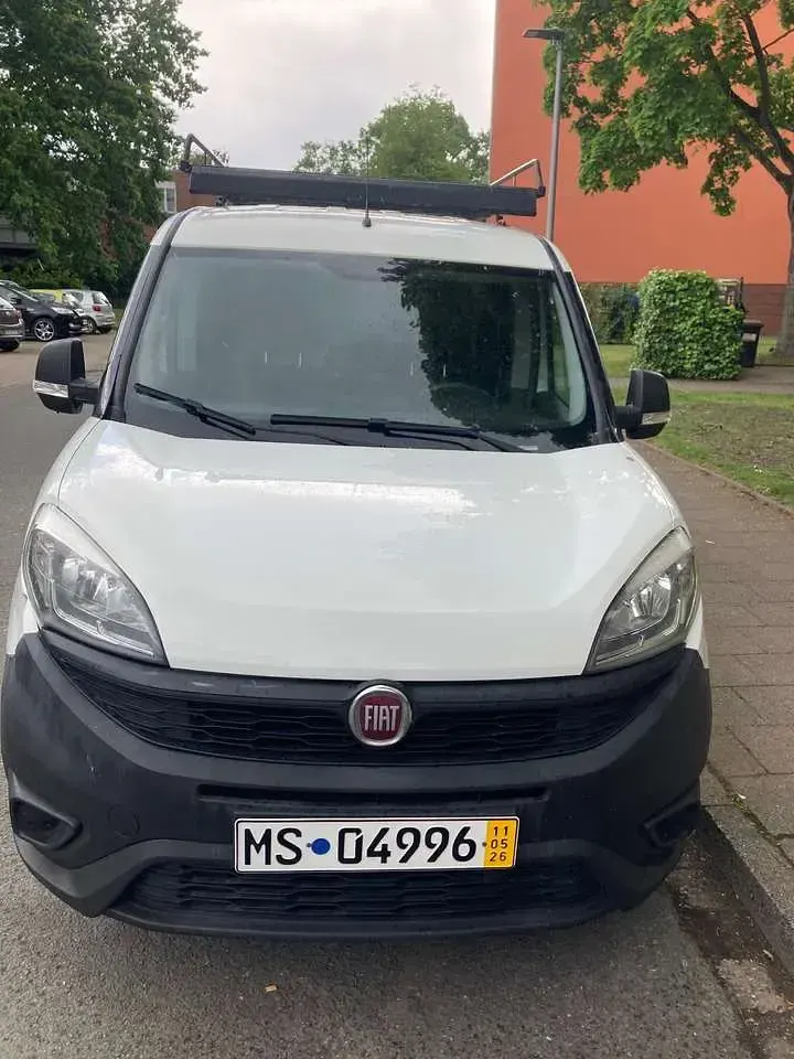 Gebraucht Fiat Doblò Dynamic 84 PS (61 kW) 2016 Van / Kleinbus