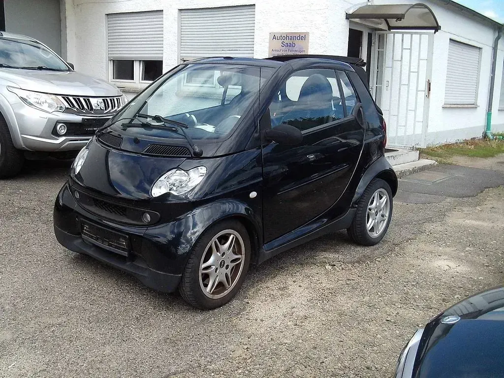 Gebraucht Smart ForTwo Cabrio Pulse 61 PS (44 kW) 2002 Schwarz Cabrio