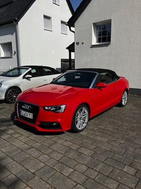 Gebraucht Audi A5 Cabriolet Exclusive 190 PS (139 kW) 2016 Rot Cabrio