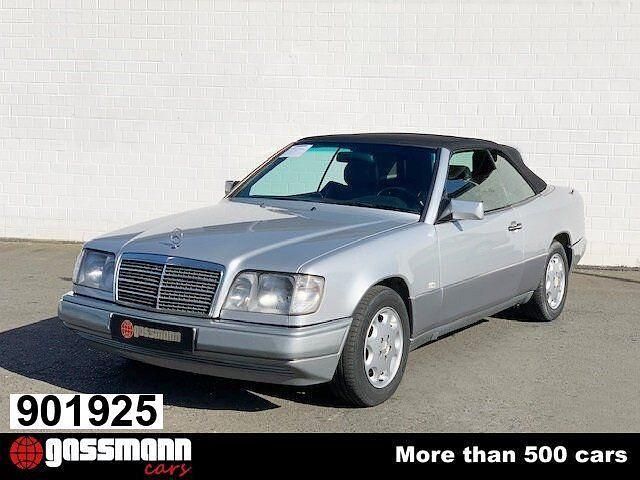 Gebraucht Mercedes E200 136 PS (100 kW) 1995 Silber metallic Cabrio
